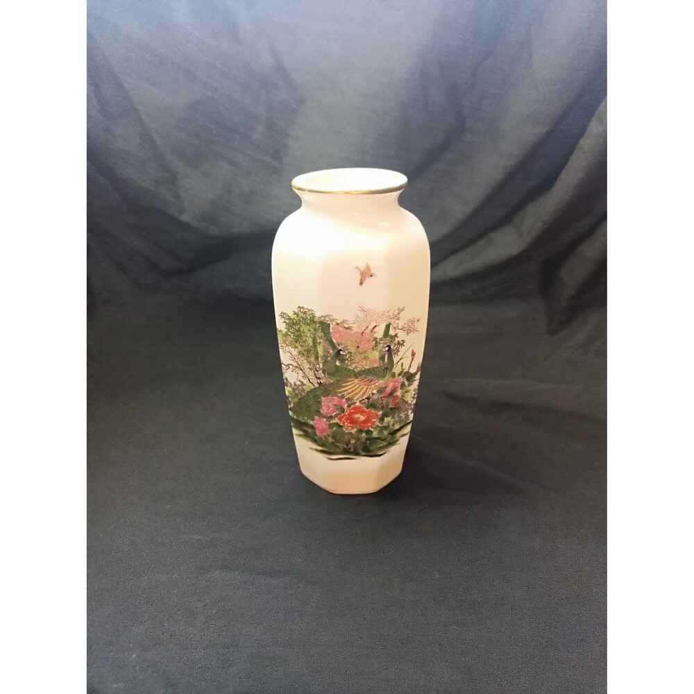 Vintage Yamahi Ceramic Peacock Vase